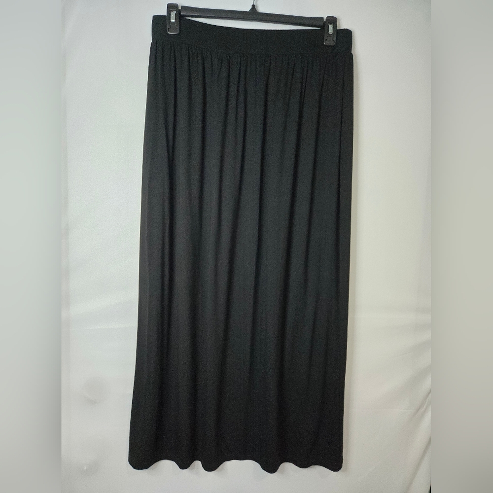 LOFT Classic Black Maxi Skirt Size Large Petite